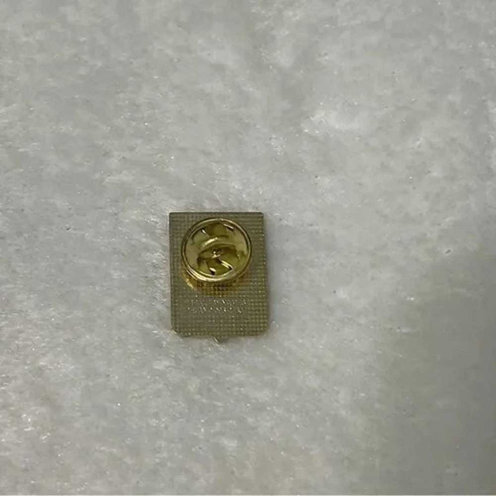 Lucas Shield Arms Vintage Lapel Vest Hat Pin A19